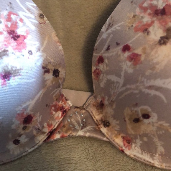 Bra - Picture 2 of 6